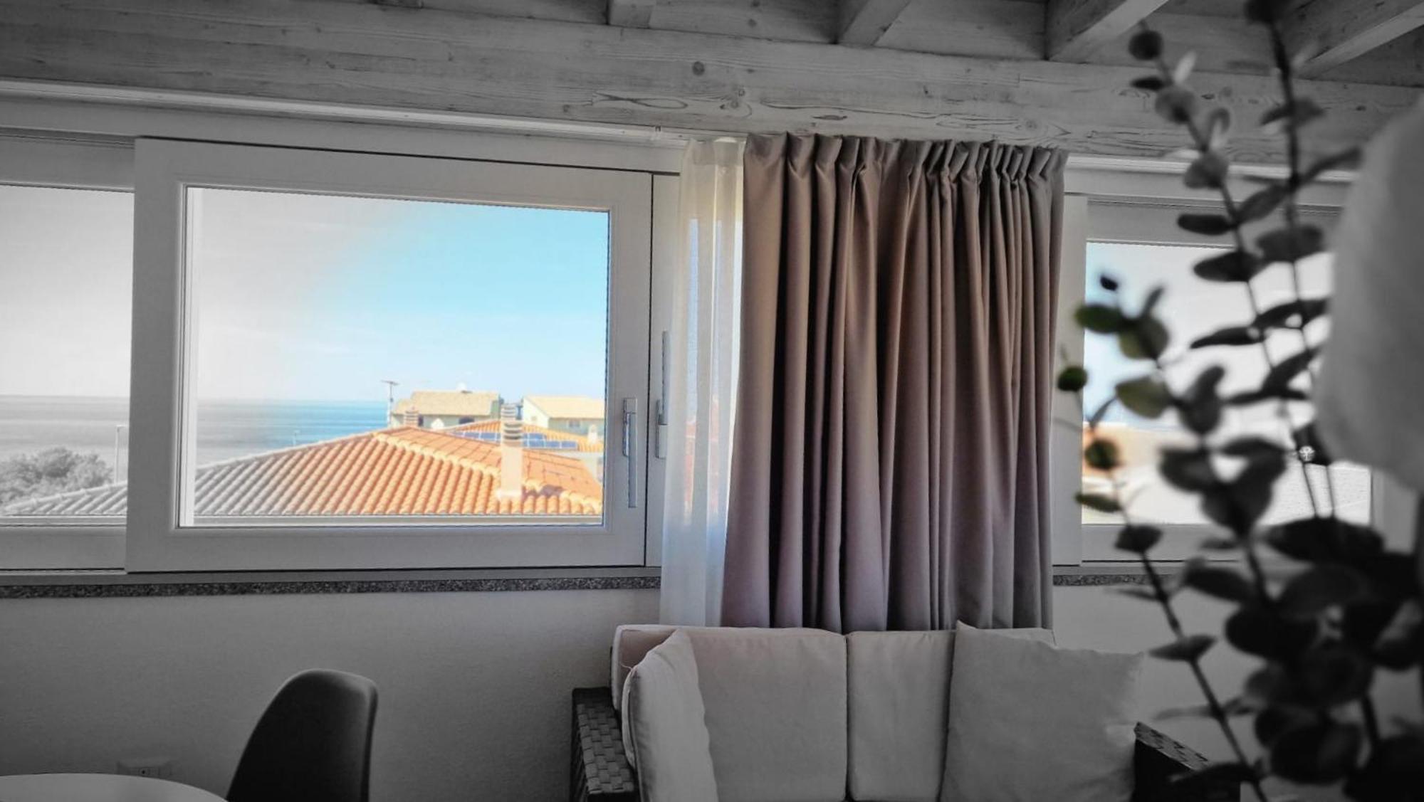 Hotel L'Onda Marina Castelsardo Exterior foto